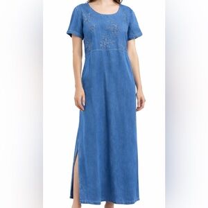 Denim Embroidered Women’s size 14 Maxi Dress Back Tie Side Slit Western Casual